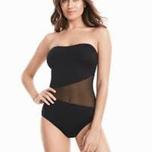 BLACK MESH ONE-PIECE SWIMSUIT STYLE: 570205066 new